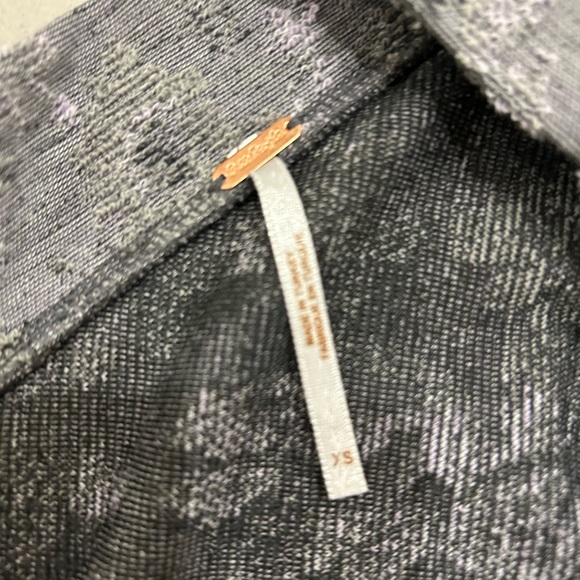 Free People Lightweight Cardigan Button Up Boho - Picture 4 of 5